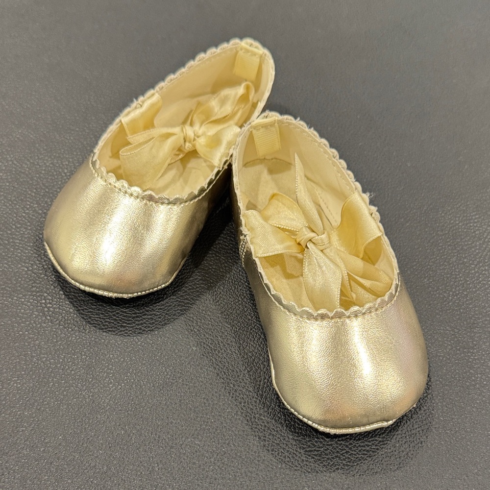 Elegant Gold Baby Shoes
